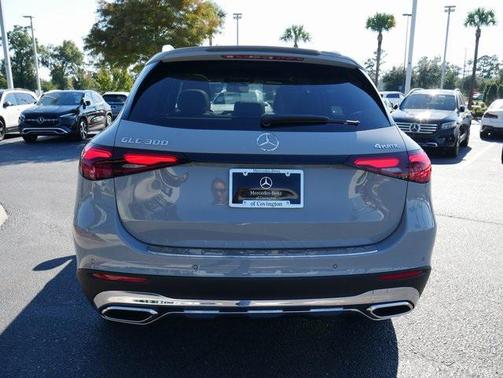 2026 Mercedes-Benz GLC 300 4MATIC