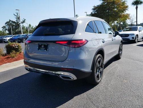 2026 Mercedes-Benz GLC 300 4MATIC