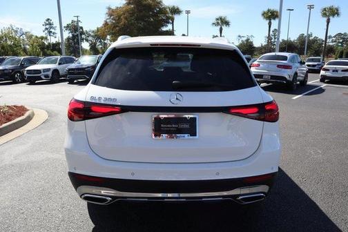 2025 Mercedes-Benz GLC 300 Base