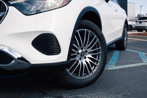 2025 Mercedes-Benz GLC 300 Base