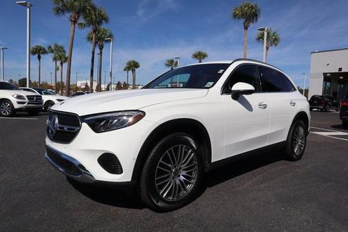 2025 Mercedes-Benz GLC 300 Base