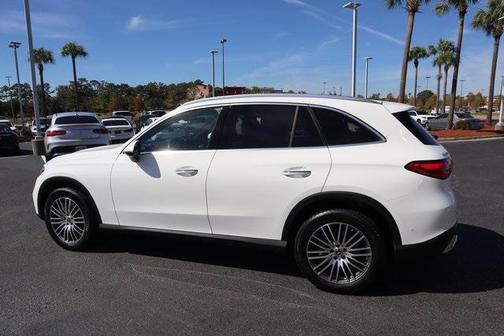 2025 Mercedes-Benz GLC 300 Base