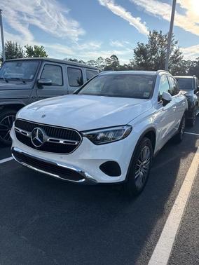 2025 Mercedes-Benz GLC 300 Base