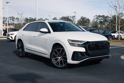 2021 Audi Q8 55 Premium Plus