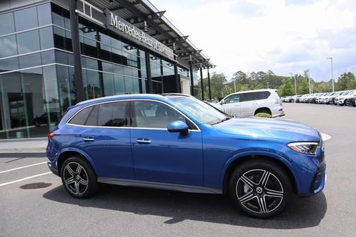 2025 Mercedes-Benz GLC 300