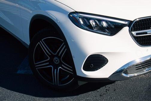 2026 Mercedes-Benz GLC 300 4MATIC