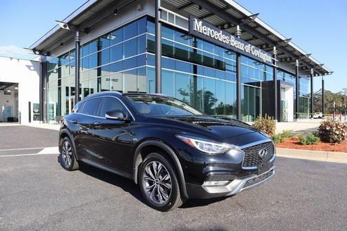 2018 INFINITI QX30 Premium