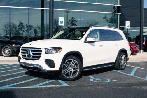 2025 Mercedes-Benz GLS 450 