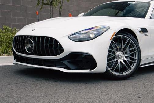 2025 Mercedes-Benz AMG GT 43 4-Door