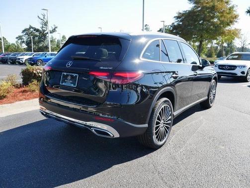 2026 Mercedes-Benz GLC 300 4MATIC