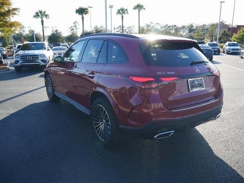 2026 Mercedes-Benz GLC 300 Base