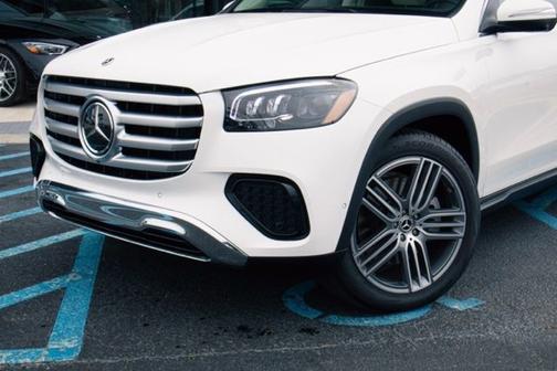 2026 Mercedes-Benz GLS 450 