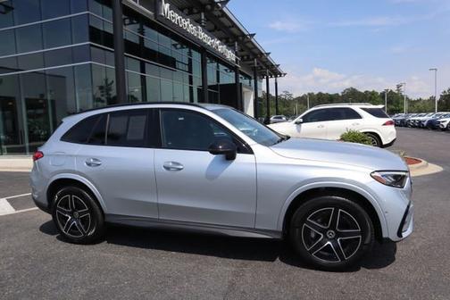 Cirrus Silver Metallic 2025 Mercedes-Benz GLC 300 Base