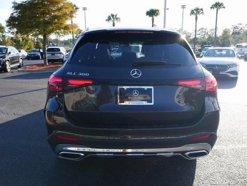 2026 Mercedes-Benz GLC 300 Base