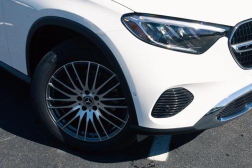 2026 Mercedes-Benz GLC 300 Base