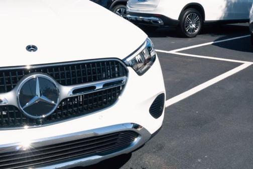 2026 Mercedes-Benz GLC 300 Base