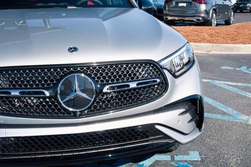 2026 Mercedes-Benz GLC 300 Base