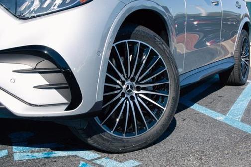 2026 Mercedes-Benz GLC 300 Base