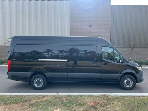 2024 Mercedes-Benz Sprinter 2500 Crew 170 WB