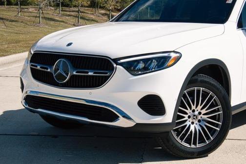 2025 Mercedes-Benz GLC 300 Base