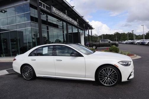 MANUFAKTUR Diamond White 2023 Mercedes-Benz S-Class