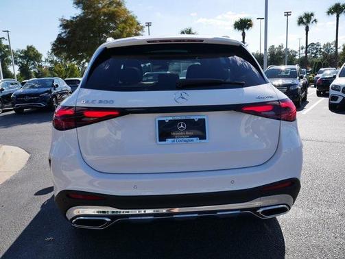 2026 Mercedes-Benz GLC 300 4MATIC