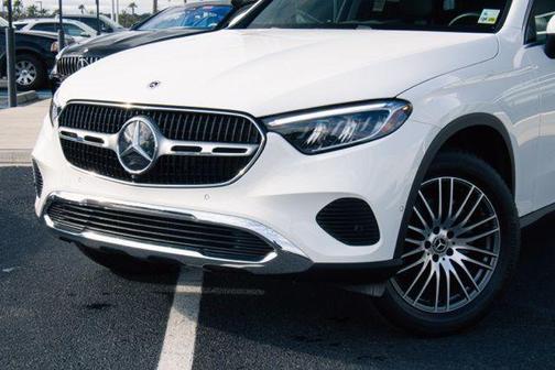 2025 Mercedes-Benz GLC 300 Base