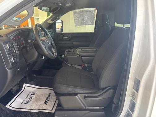 2022 GMC Sierra 2500 Pro