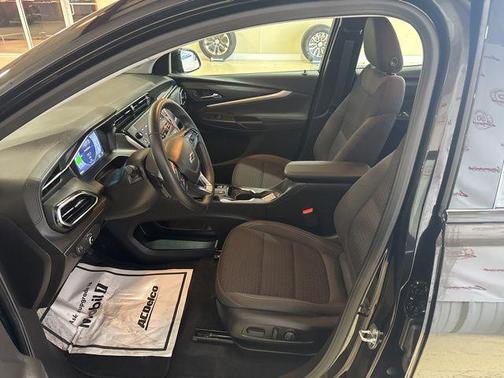 2023 Chevrolet Bolt EUV FWD LT