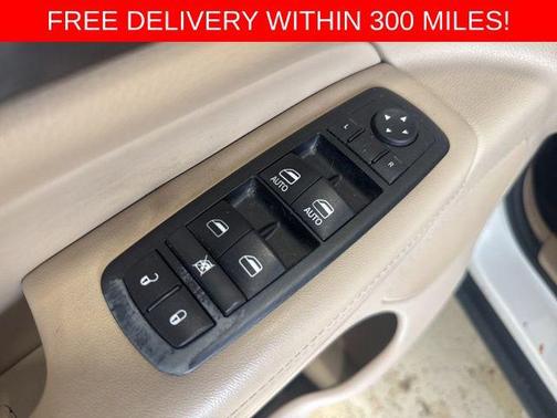 Bright White Clearcoat 2014 Jeep Grand Cherokee Laredo