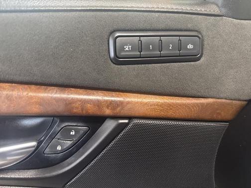 2019 Cadillac Escalade ESV Premium Luxury