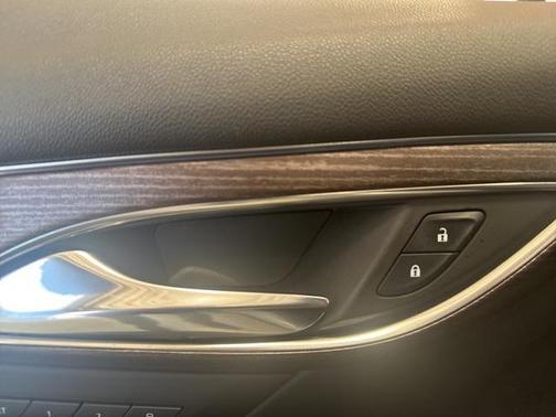 2022 Buick Envision AWD Avenir