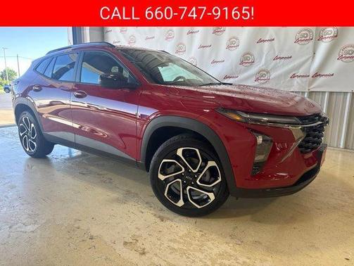 Apex Red 2026 Chevrolet Trax FWD 2RS