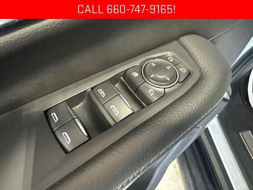 Summit White 2025 GMC Yukon XL Denali