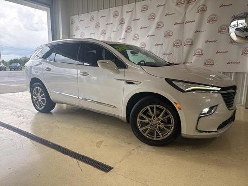2023 Buick Enclave Premium AWD