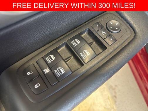 Red Hot Pearlcoat 2025 Chrysler Pacifica Limited