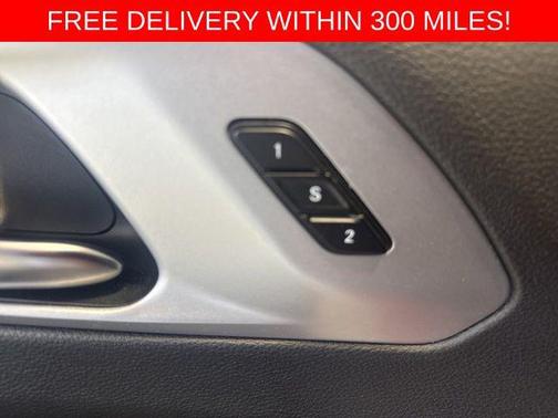 Red Hot Pearlcoat 2025 Chrysler Pacifica Limited