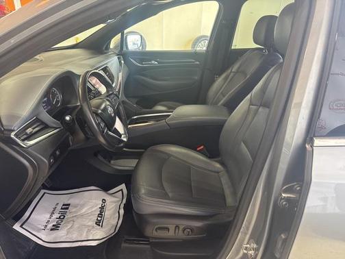 2023 Buick Enclave Essence FWD