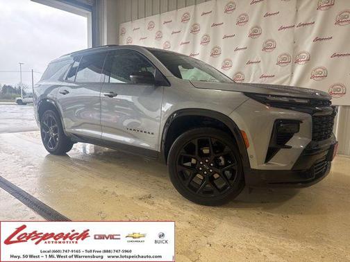 Sterling Gray Metallic 2025 Chevrolet Traverse RS