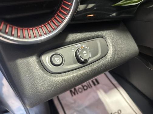 2025 Chevrolet Trax FWD 2RS