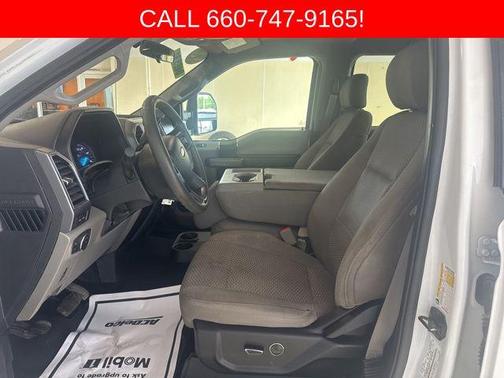 Oxford White 2019 Ford F-250 XLT