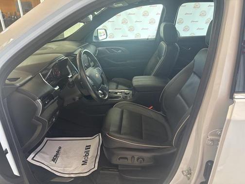 2022 Chevrolet Traverse Premier