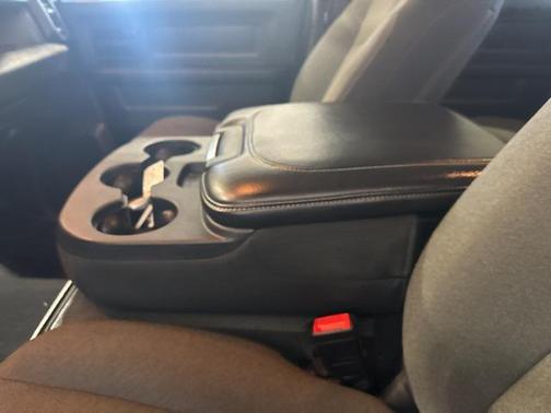 2021 RAM 2500 Tradesman Crew Cab 4x4 6'4' Box