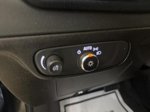 2023 Chevrolet Bolt EUV FWD Premier