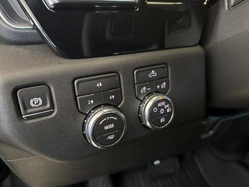 2026 GMC Sierra 2500 SLE