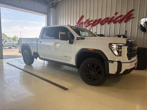 2026 GMC Sierra 2500 AT4