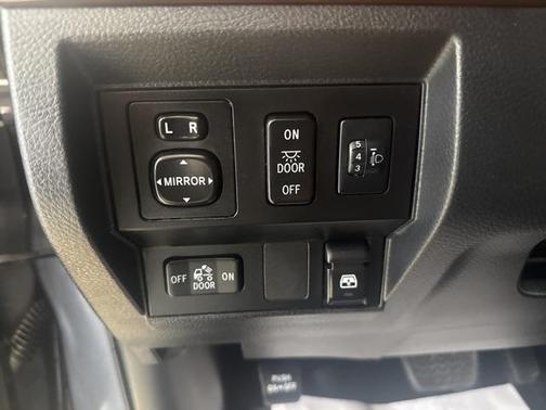 2016 Toyota Tundra Limited