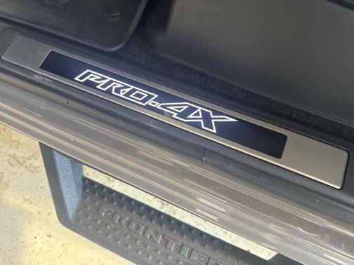 2023 Nissan Frontier PRO-4X