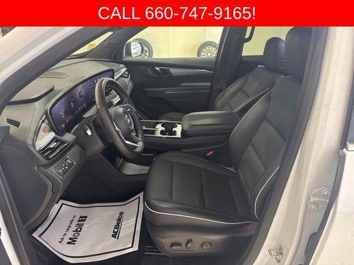 2025 Buick Enclave Preferred FWD