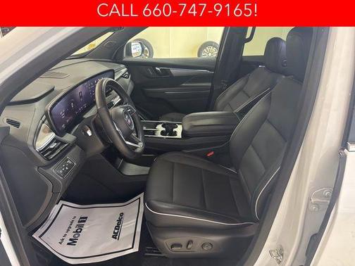 Summit White 2025 Buick Enclave Preferred FWD